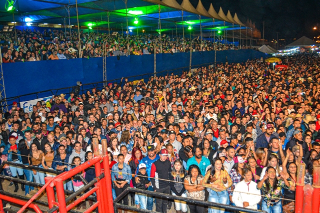 5º FESTCAOB - Festival da Canção do Colégio Arquidiocesano de Ouro