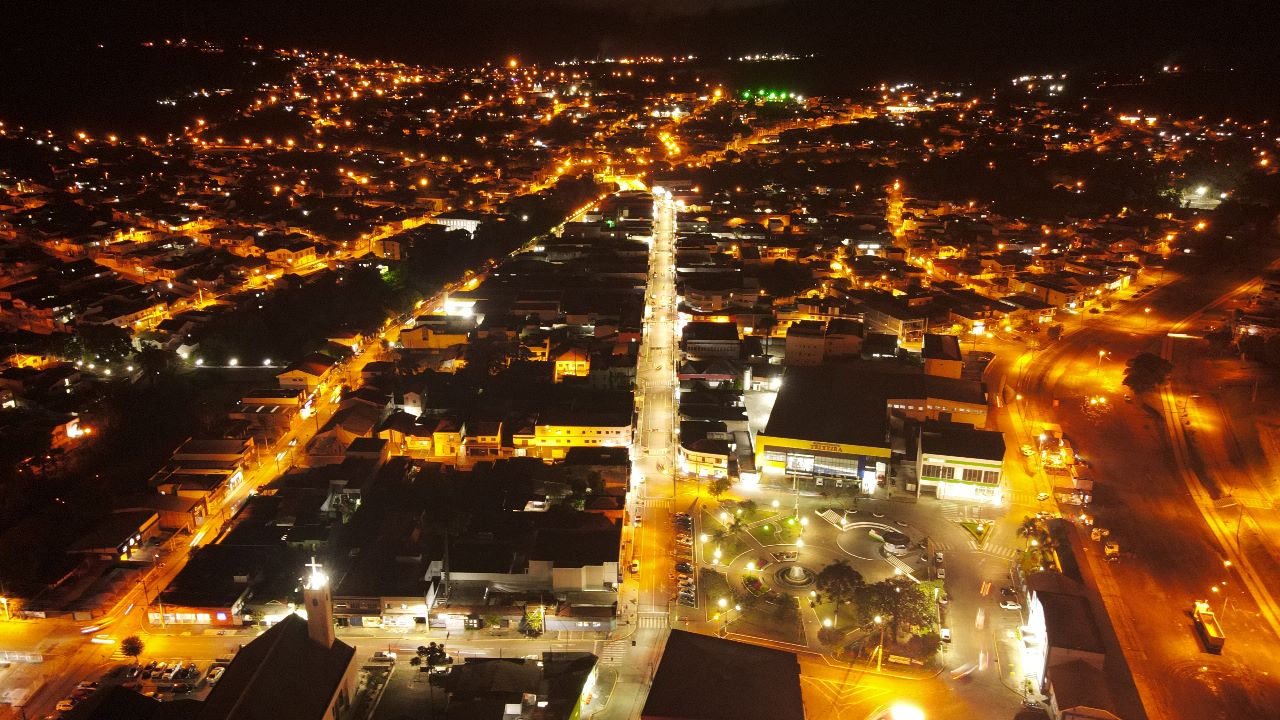 Prefeitura de Jaguariúna inicia instalação de iluminação de led na estrada  JGR-221